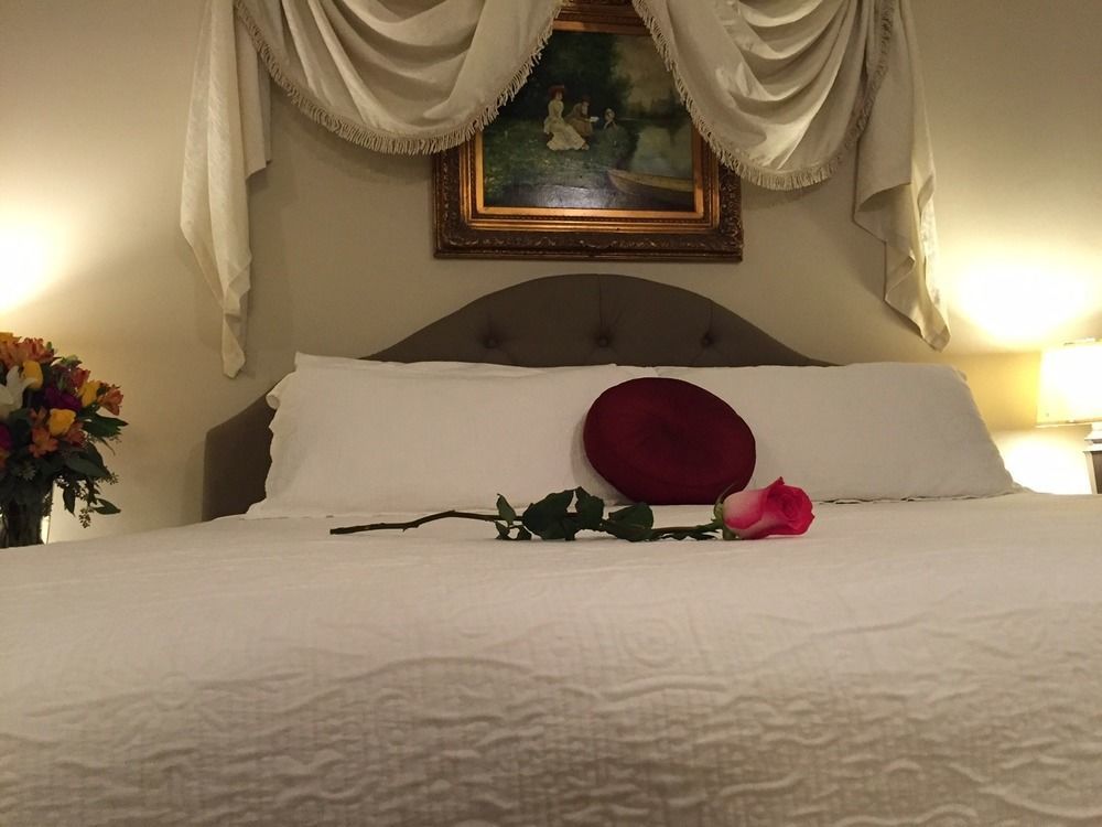 Square Inn Вімберлі Екстер'єр фото
